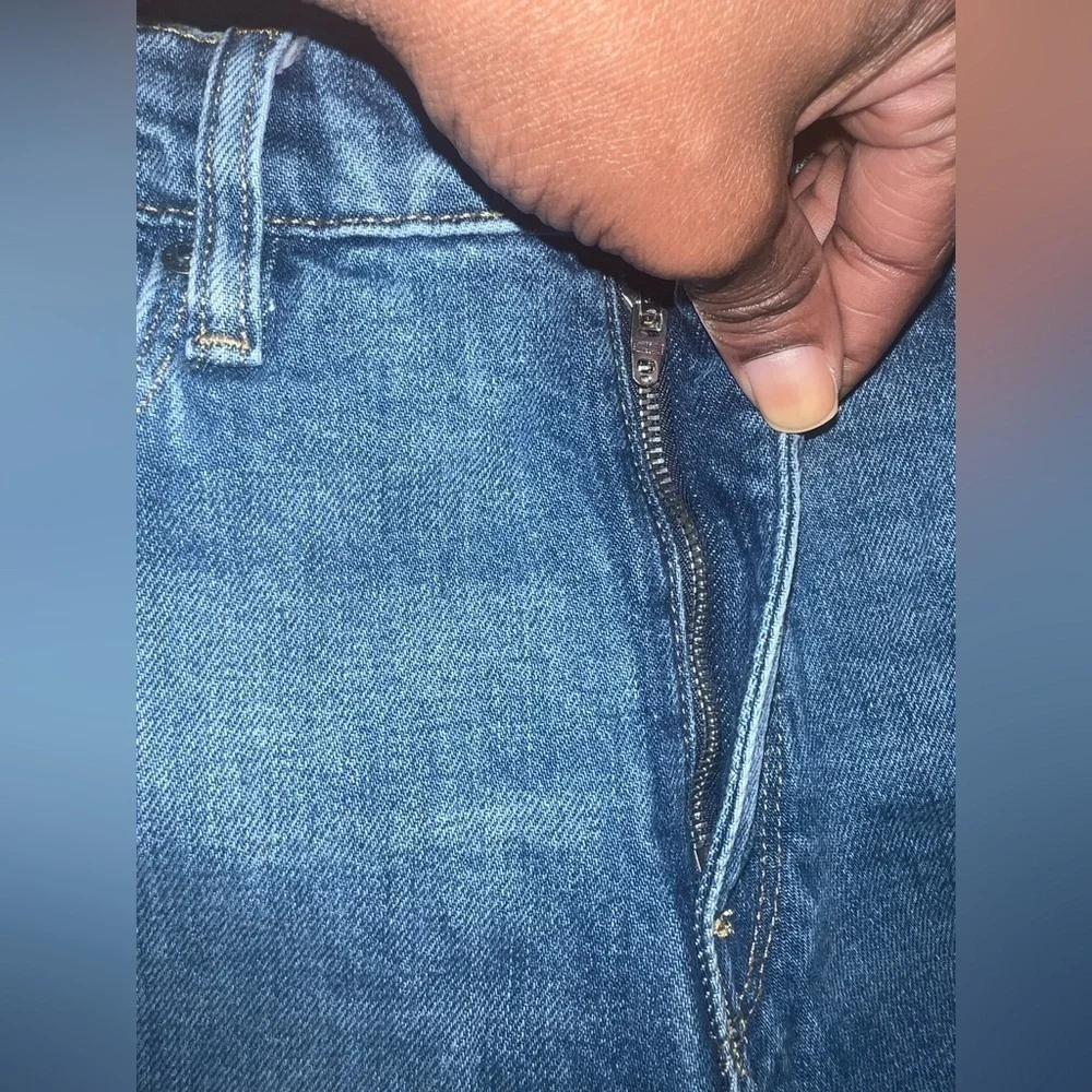 Hudson Jeans Women's Light Blue Holly Straight Leg Jeans size 26